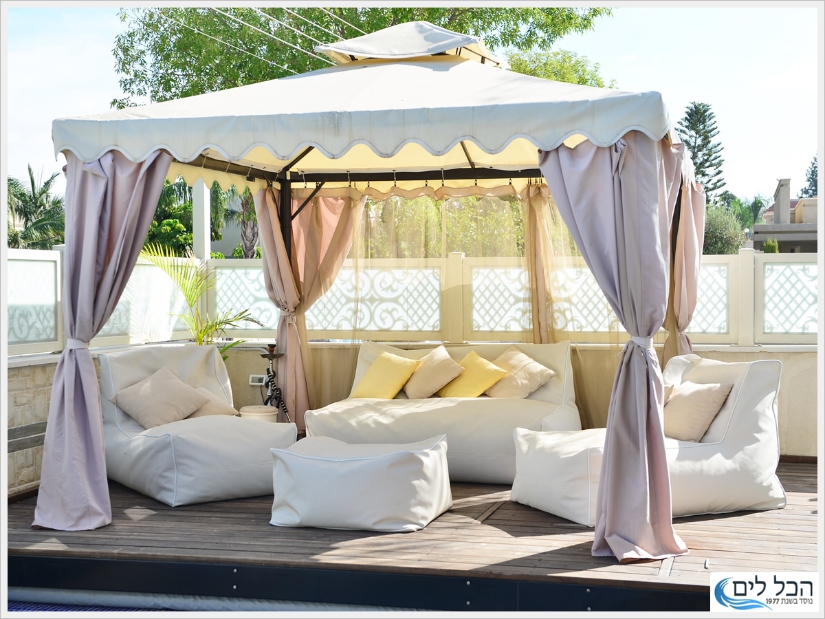 פופים יוקרתיים